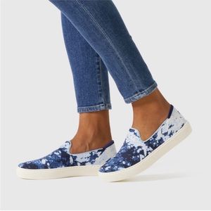 Rothys Sea Green Shibori The Sneaker Shoes Womens Size 8.5 Recycled